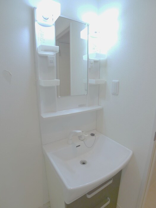 物件内観写真15　(洗面)