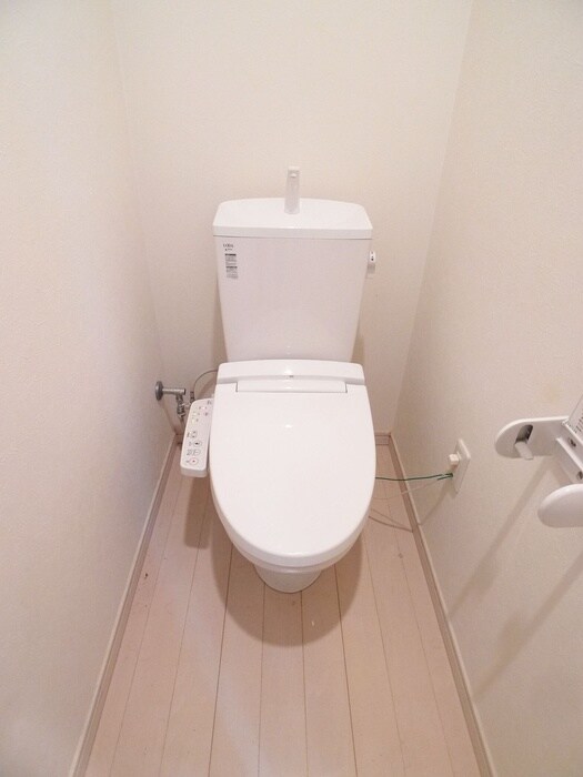 物件内観写真16　(トイレ)