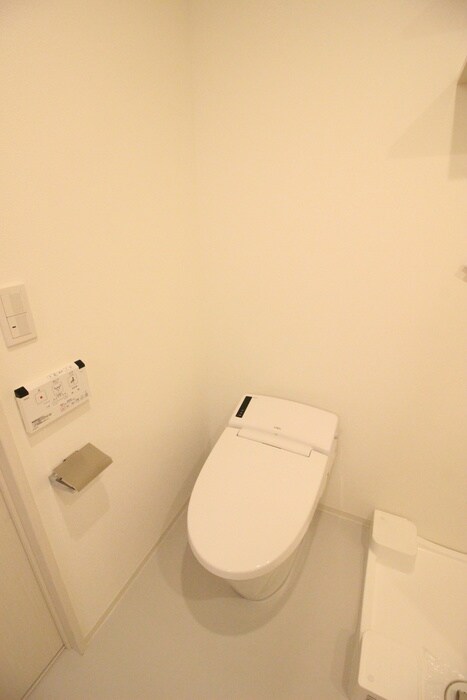 物件内観写真13　(トイレ)