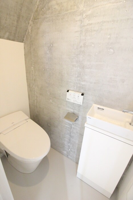物件内観写真13　(トイレ)