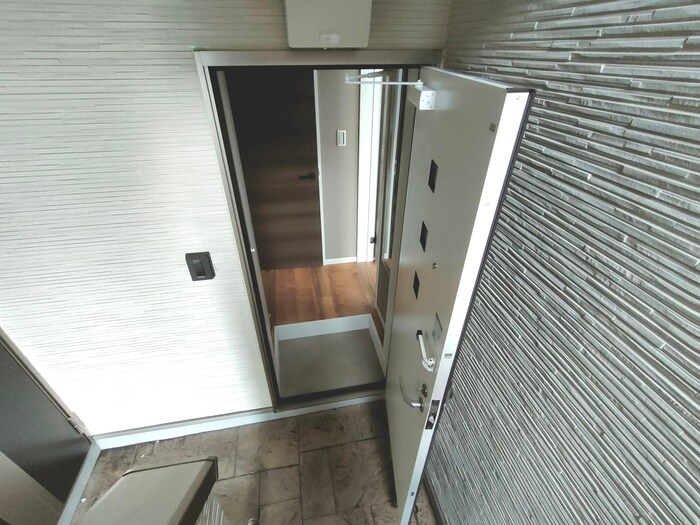 物件内観写真7　(廊下)