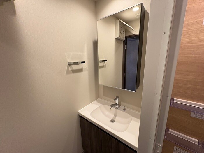 物件内観写真13　(洗面)