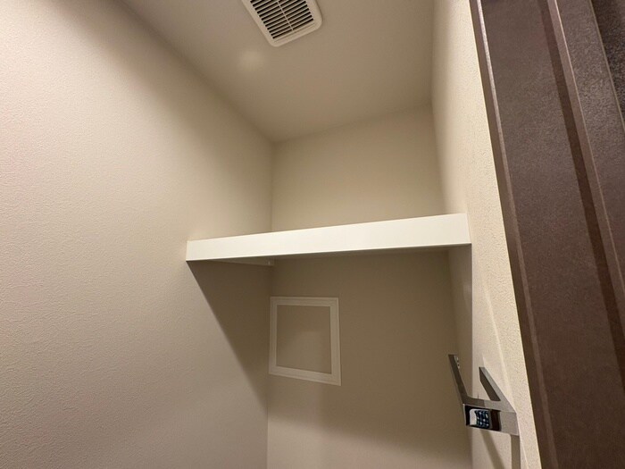 物件内観写真16　(収納)