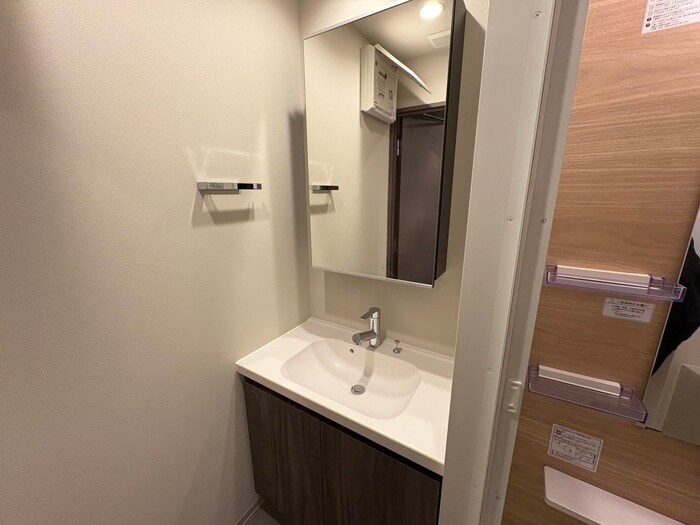 物件内観写真17　(洗面)