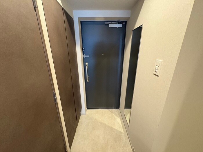 物件内観写真17　(玄関)