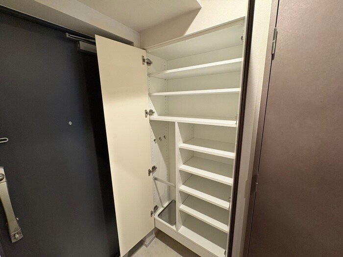 物件内観写真19　(靴箱)