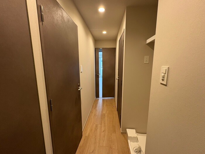 物件内観写真20　(廊下)