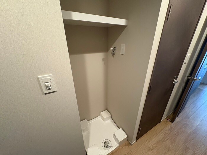 物件内観写真22　(洗濯機置場)