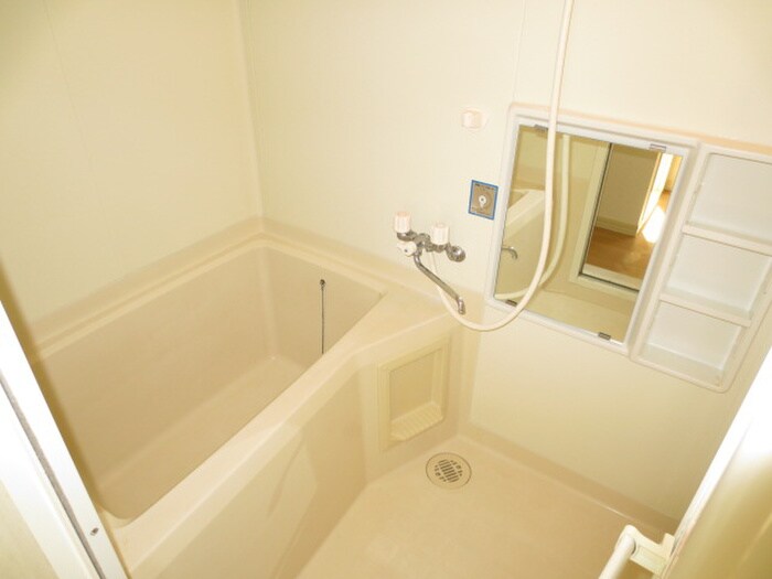 物件内観写真13　(バス／シャワールーム等)