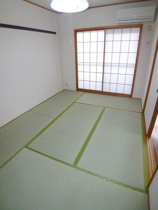 物件内観写真11　(居室)