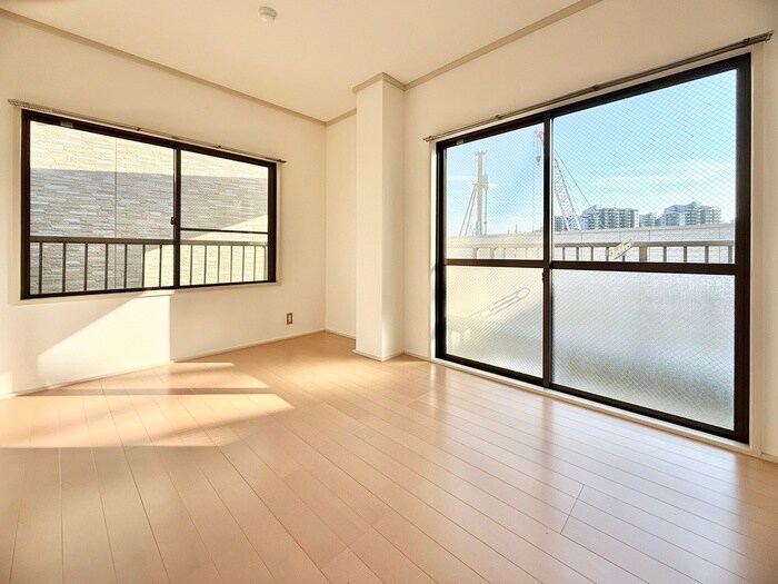 物件内観写真9　(居室)