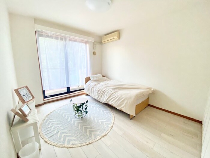 物件内観写真7　(居室)