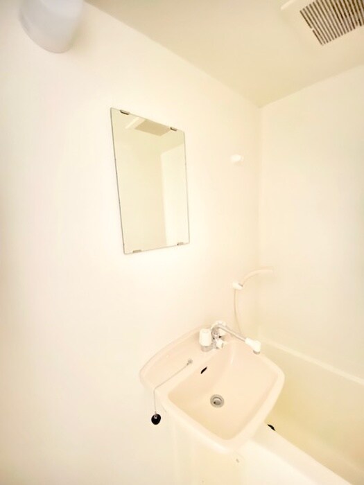 物件内観写真10　(洗面)