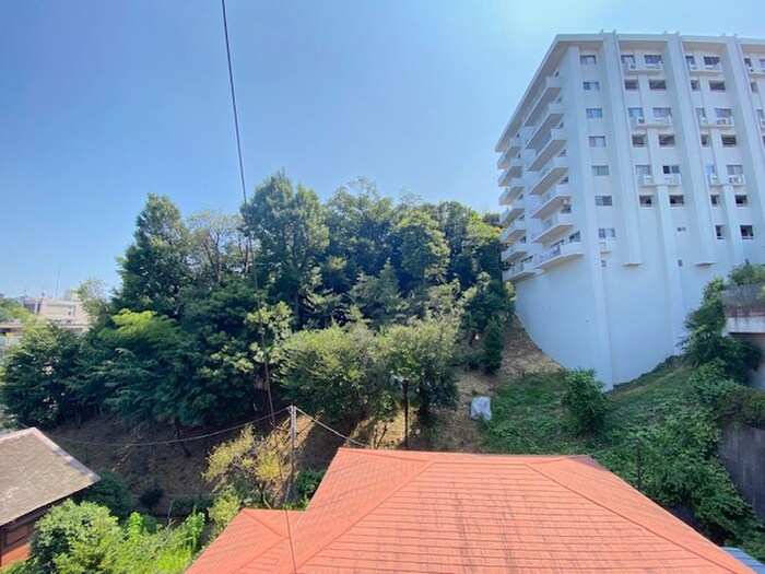 物件内観写真13　(室内からの展望)