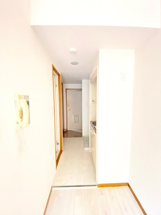 物件内観写真17　(廊下)