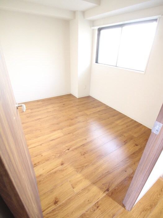 物件内観写真16　(居室)