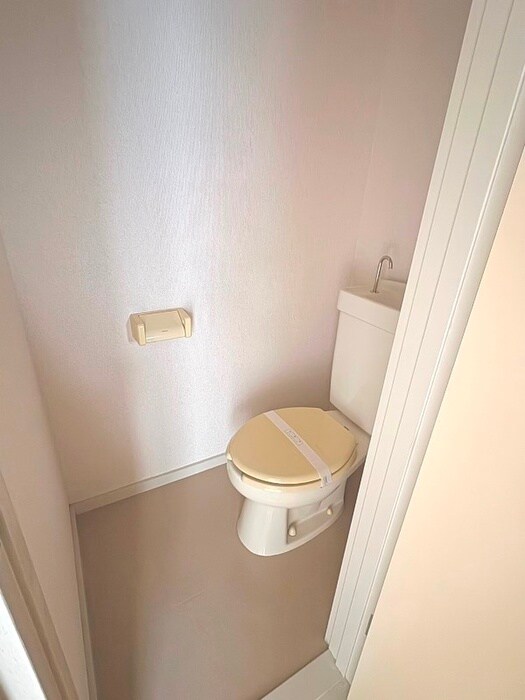 物件内観写真13　(トイレ)