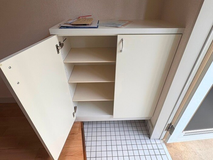 物件内観写真19　(靴箱)