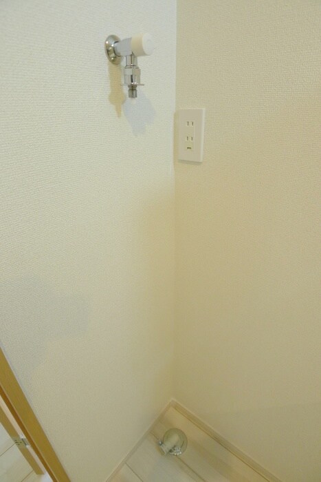 物件内観写真19　(洗濯機置場)