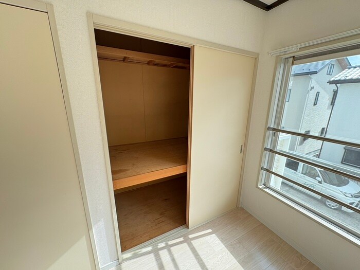 物件内観写真18　(収納)