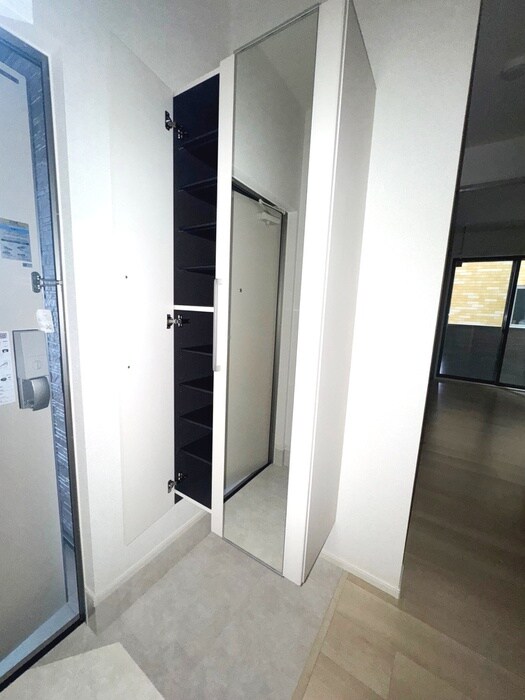 物件内観写真19　(靴箱)