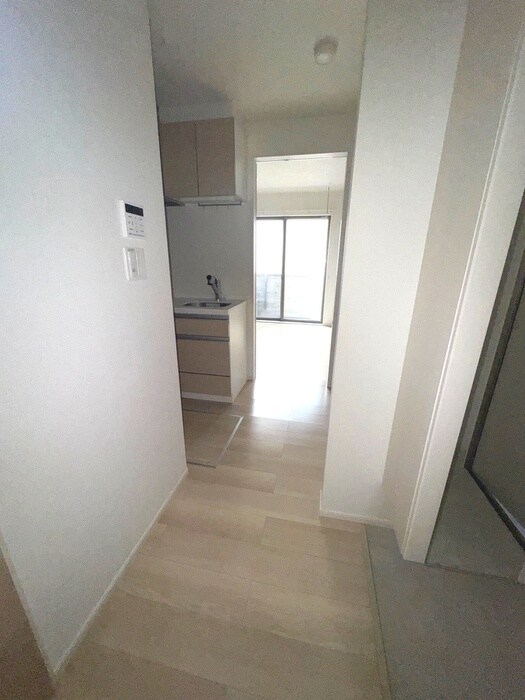 物件内観写真19　(廊下)