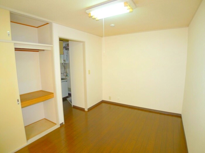 物件内観写真7　(居室)