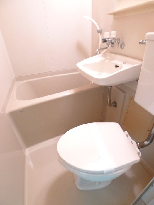 物件内観写真12　(バス／シャワールーム等)