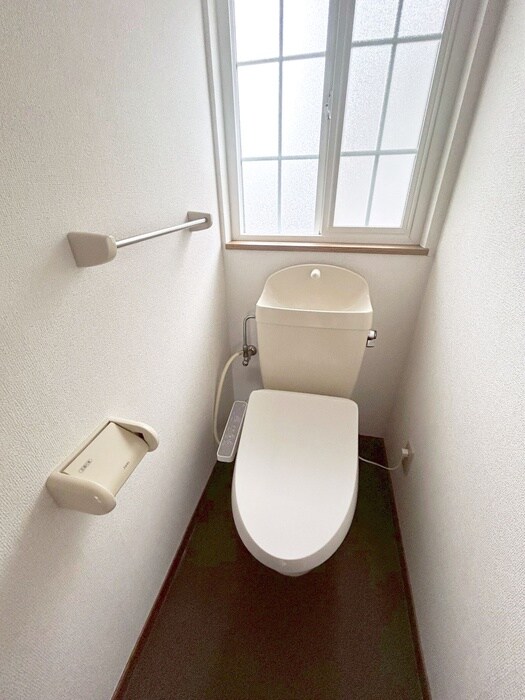 物件内観写真10　(トイレ)