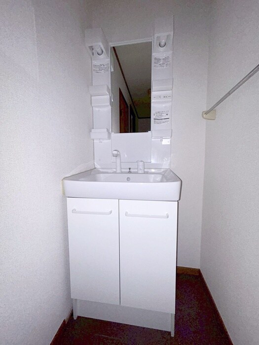 物件内観写真11　(洗面)