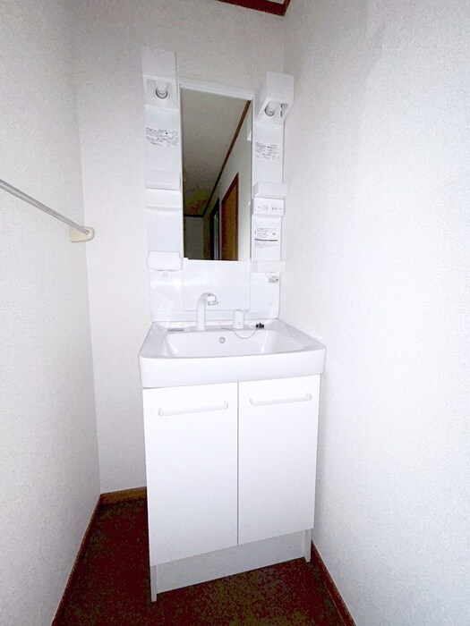 物件内観写真11　(洗面)