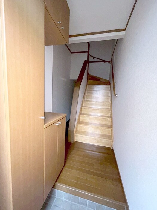 物件内観写真19　(廊下)