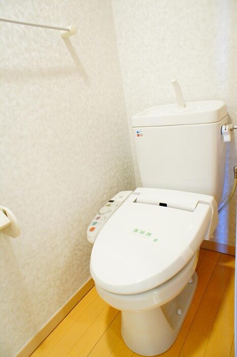 物件内観写真12　(トイレ)