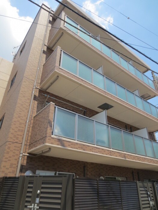 パレス　アネーロの物件外観写真