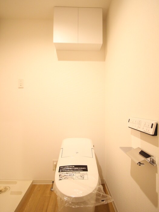 物件内観写真8　(トイレ)