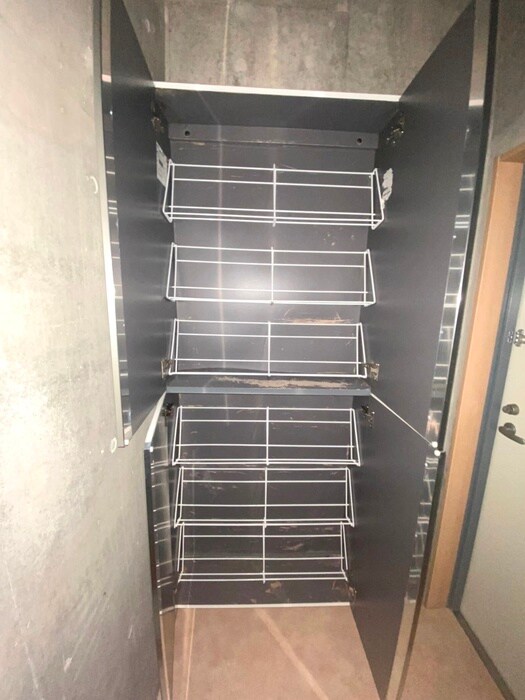 物件内観写真14　(靴箱)