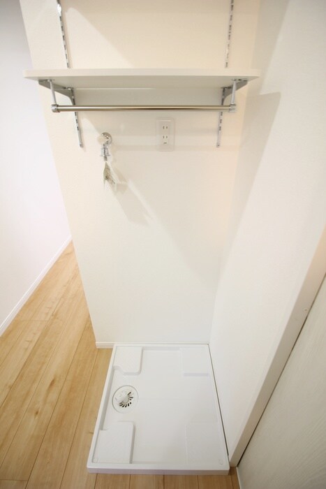 物件内観写真9　(洗濯機置場)