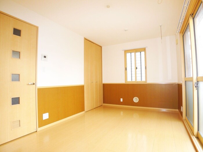 物件内観写真8　(居室)