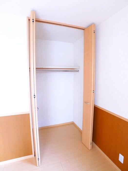 物件内観写真10　(収納)