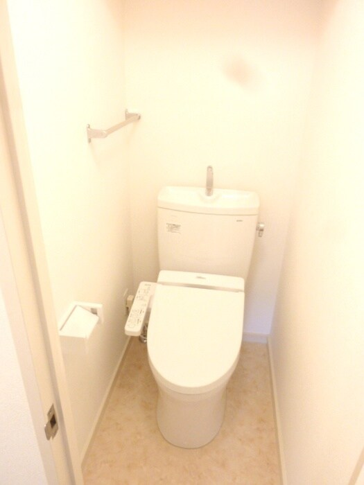 物件内観写真15　(トイレ)