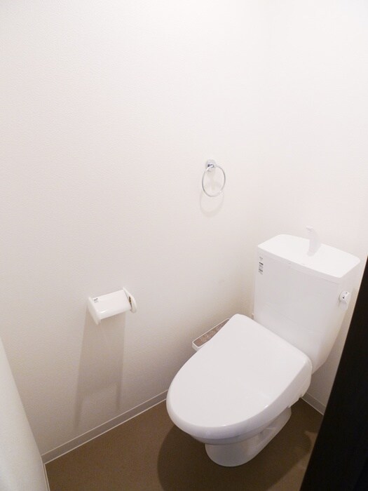 物件内観写真11　(トイレ)