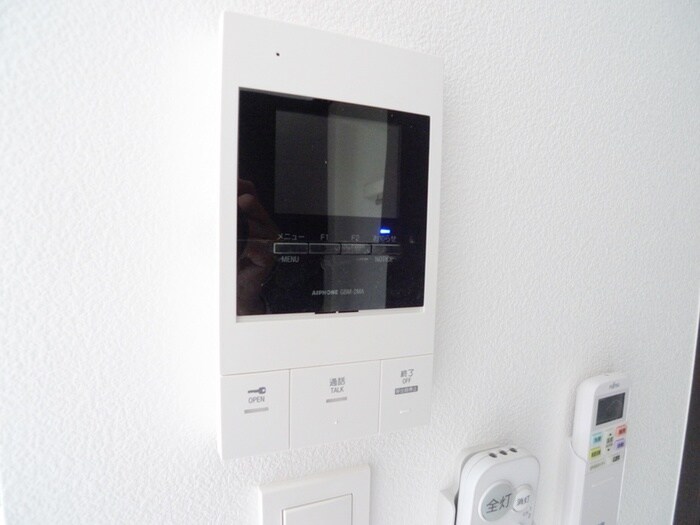 物件内観写真16　(室内からの展望)