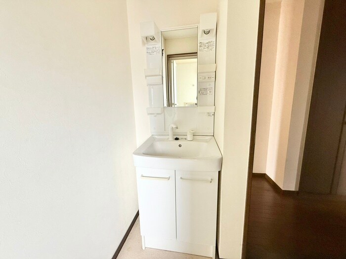 物件内観写真14　(洗面)