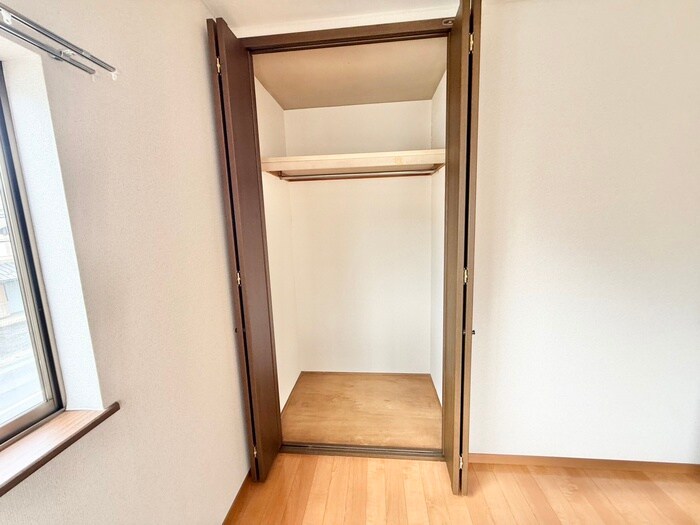 物件内観写真15　(収納)