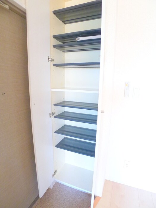 物件内観写真18　(靴箱)