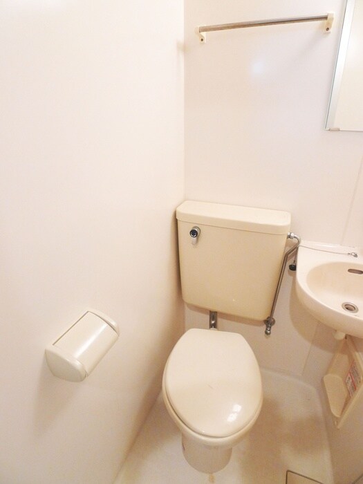 物件内観写真16　(トイレ)