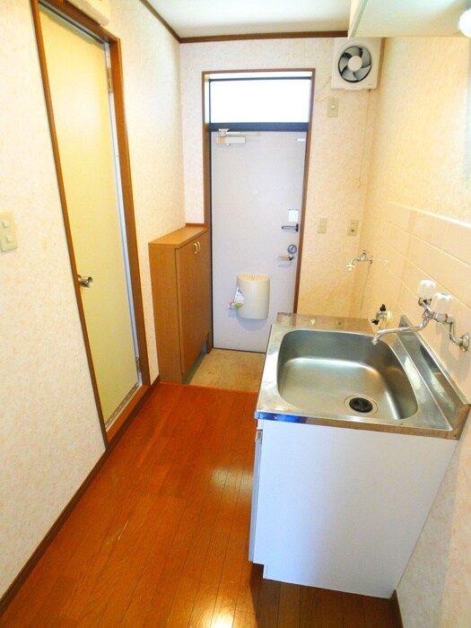 物件内観写真20　(廊下)