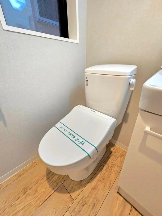 物件内観写真11　(トイレ)