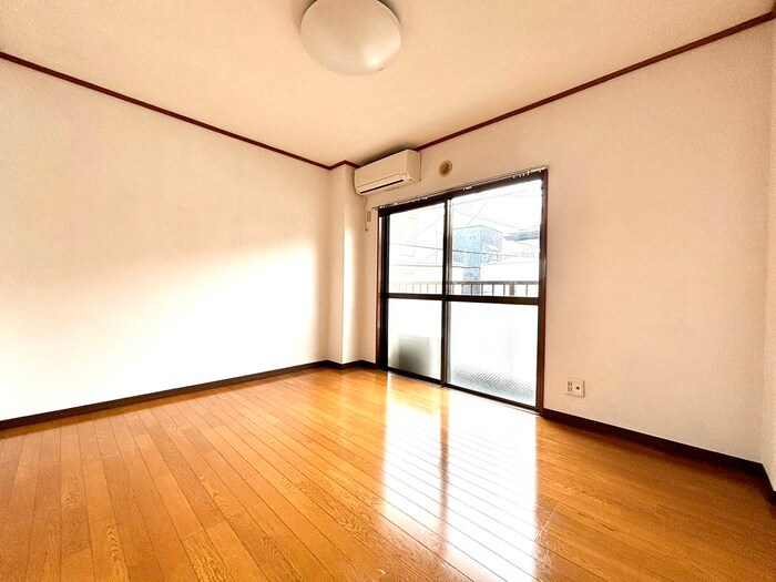 コーポ上山の居室