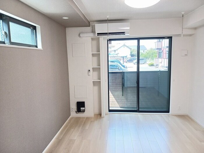 物件内観写真4　(居室)